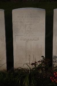 Ypres Reservoir Cemetery - Le Noury, William Thomas